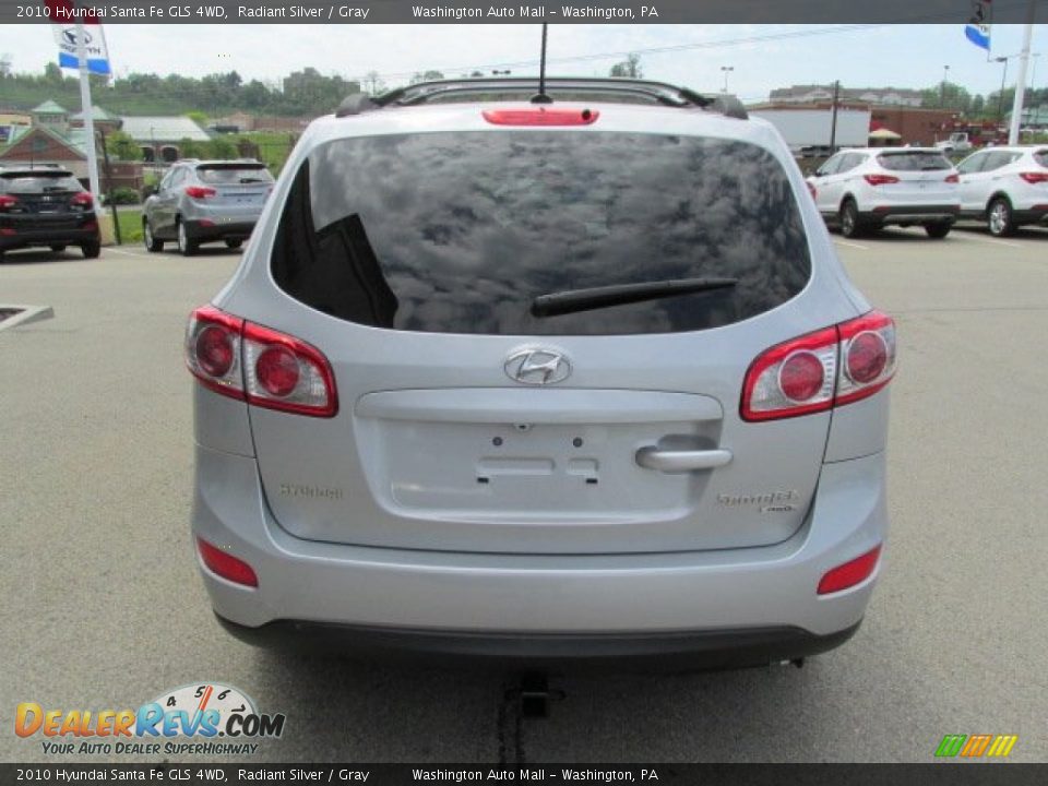 2010 Hyundai Santa Fe GLS 4WD Radiant Silver / Gray Photo #8