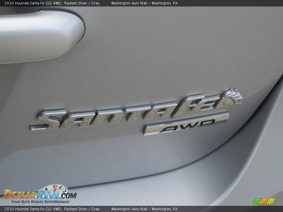 2010 Hyundai Santa Fe GLS 4WD Radiant Silver / Gray Photo #9