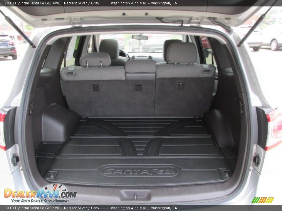 2010 Hyundai Santa Fe GLS 4WD Radiant Silver / Gray Photo #17