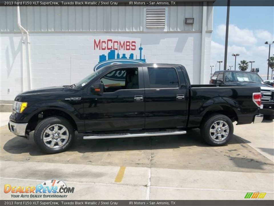 2013 Ford F150 XLT SuperCrew Tuxedo Black Metallic / Steel Gray Photo #2