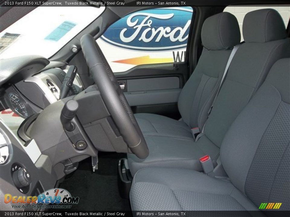 2013 Ford F150 XLT SuperCrew Tuxedo Black Metallic / Steel Gray Photo #16