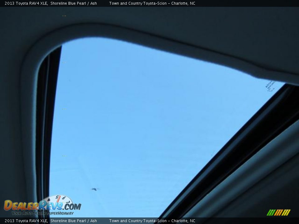 2013 Toyota RAV4 XLE Shoreline Blue Pearl / Ash Photo #19