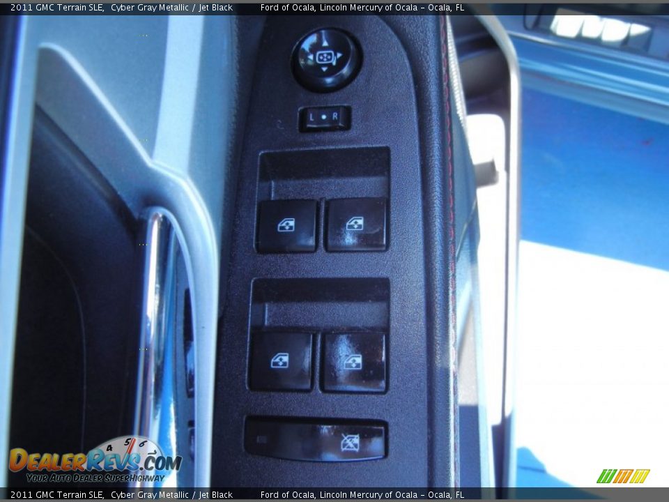 2011 GMC Terrain SLE Cyber Gray Metallic / Jet Black Photo #15