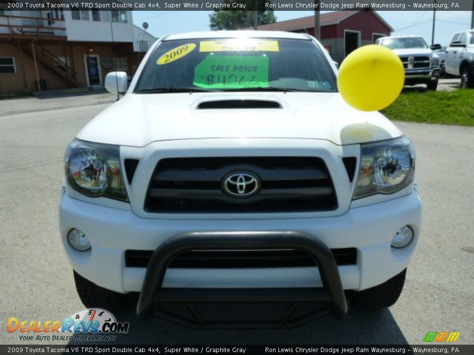 2009 Toyota Tacoma V6 TRD Sport Double Cab 4x4 Super White / Graphite Gray Photo #8