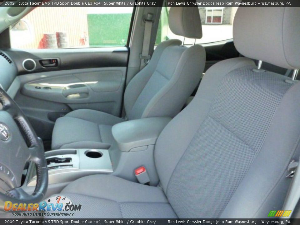 2009 Toyota Tacoma V6 TRD Sport Double Cab 4x4 Super White / Graphite Gray Photo #10
