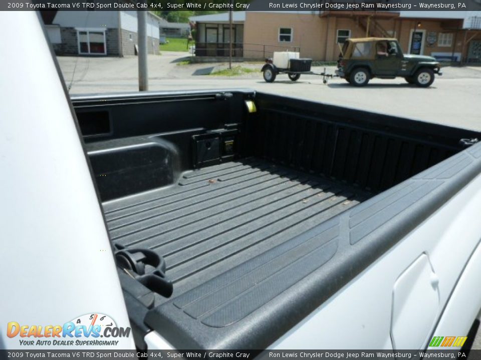 2009 Toyota Tacoma V6 TRD Sport Double Cab 4x4 Super White / Graphite Gray Photo #14