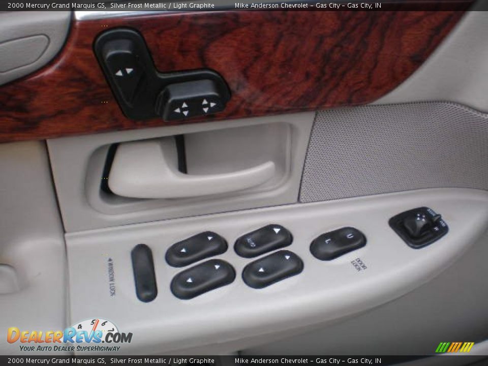 2000 Mercury Grand Marquis GS Silver Frost Metallic / Light Graphite Photo #15