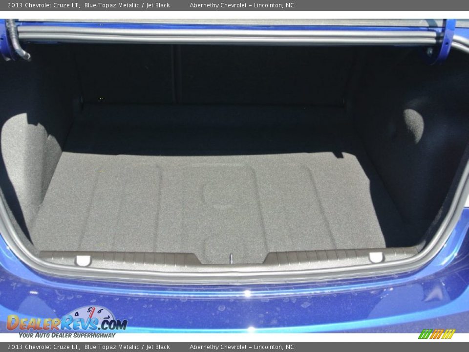 2013 Chevrolet Cruze LT Trunk Photo #16