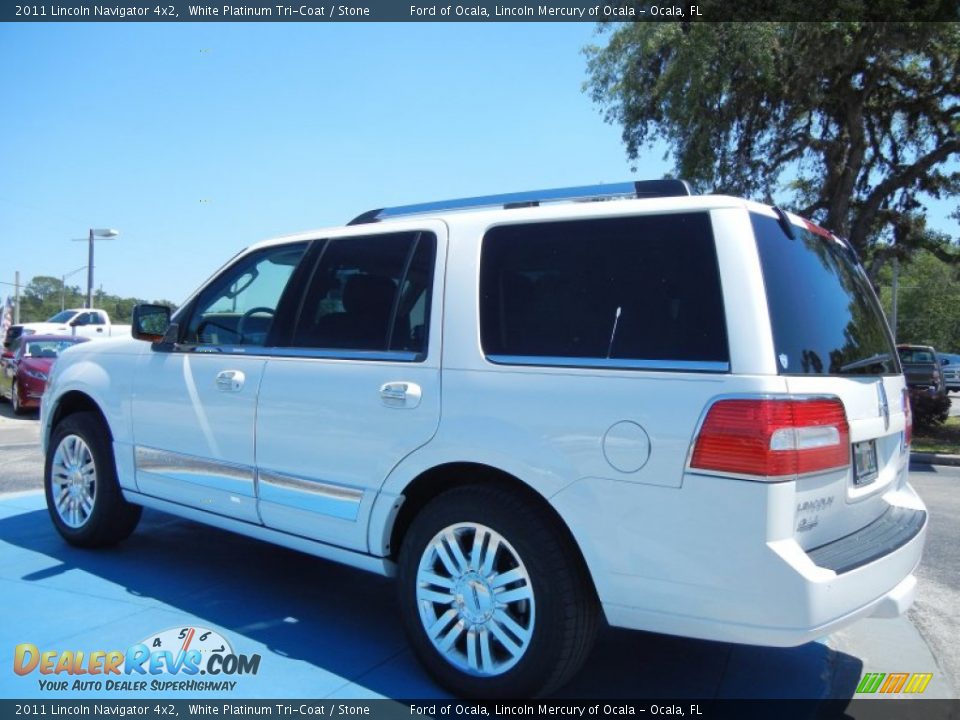 2011 Lincoln Navigator 4x2 White Platinum Tri-Coat / Stone Photo #3
