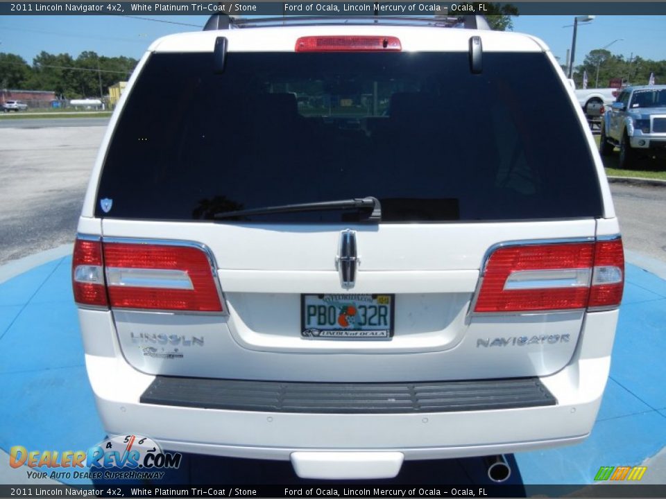 2011 Lincoln Navigator 4x2 White Platinum Tri-Coat / Stone Photo #4