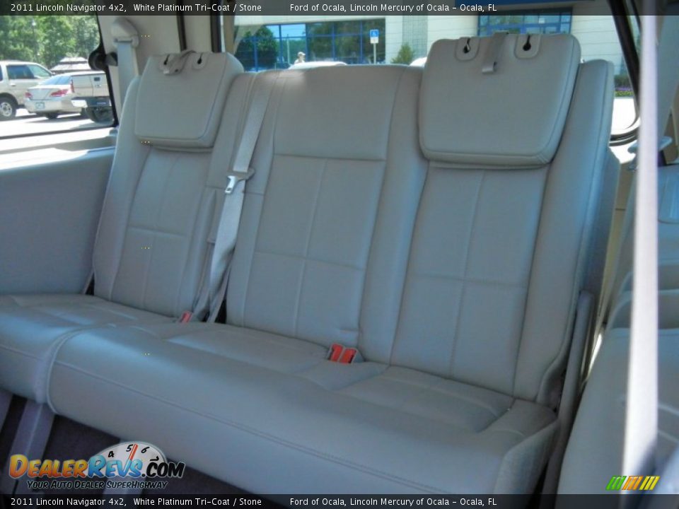 Rear Seat of 2011 Lincoln Navigator 4x2 Photo #16