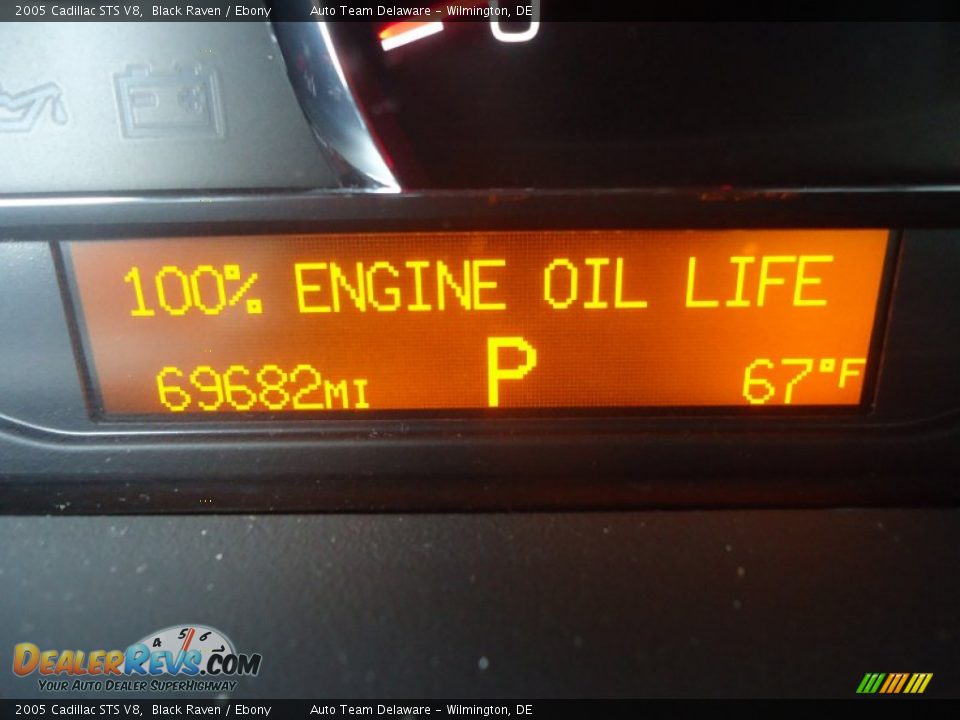 2005 Cadillac STS V8 Black Raven / Ebony Photo #13