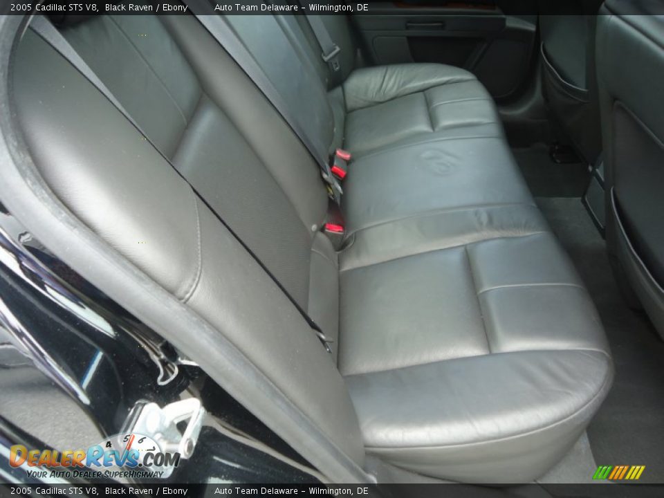 2005 Cadillac STS V8 Black Raven / Ebony Photo #16