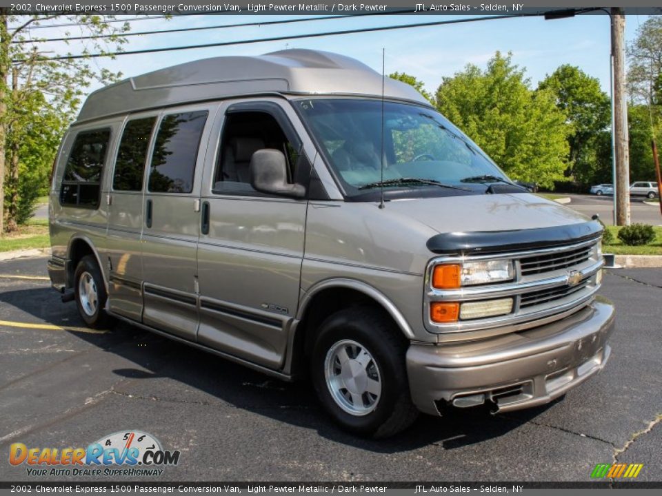 Front 3/4 View of 2002 Chevrolet Express 1500 Passenger Conversion Van Photo #8