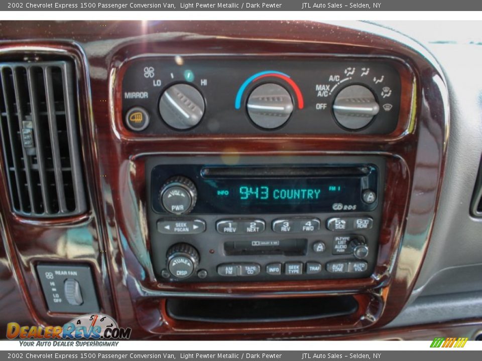 2002 Chevrolet Express 1500 Passenger Conversion Van Light Pewter Metallic / Dark Pewter Photo #15