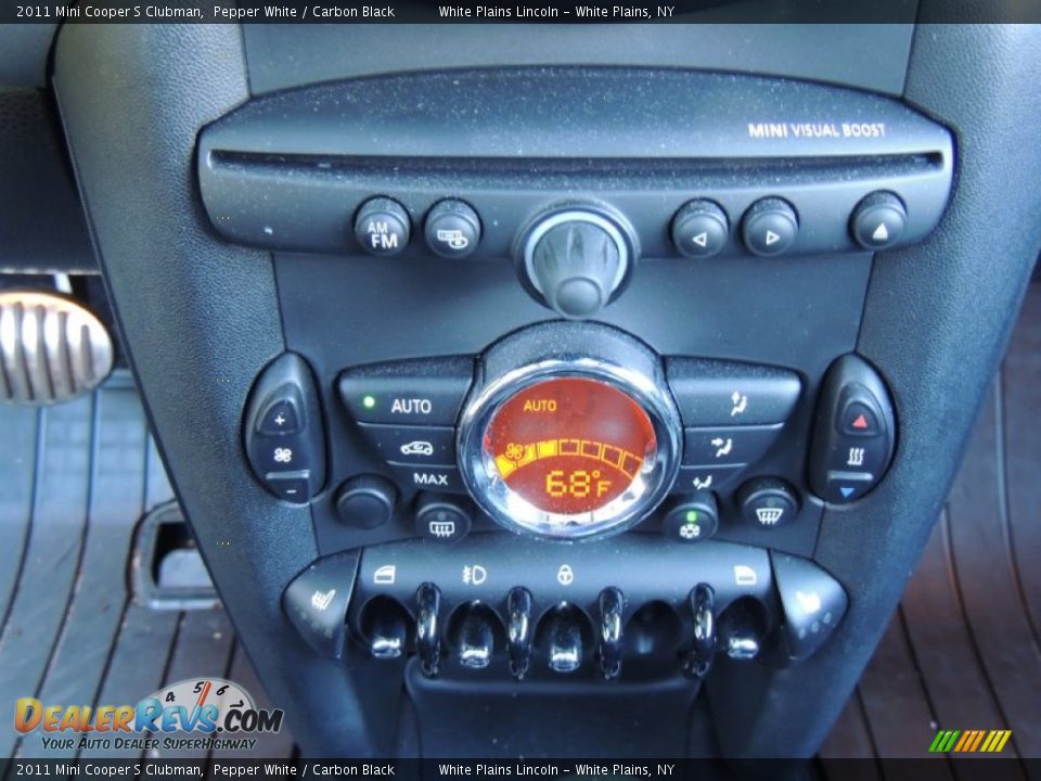 2011 Mini Cooper S Clubman Pepper White / Carbon Black Photo #19
