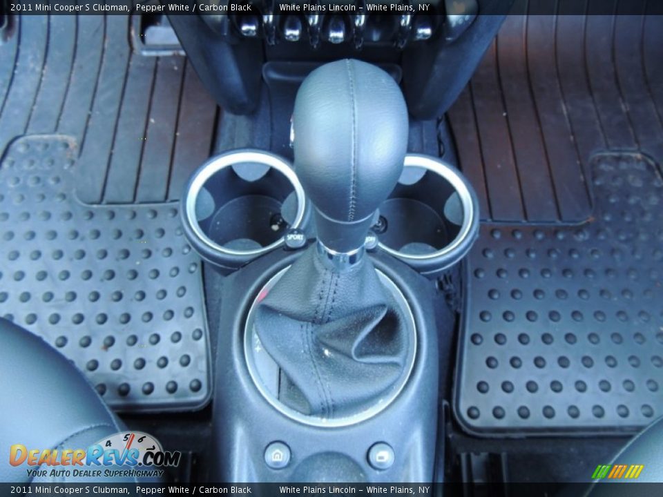 2011 Mini Cooper S Clubman Pepper White / Carbon Black Photo #20