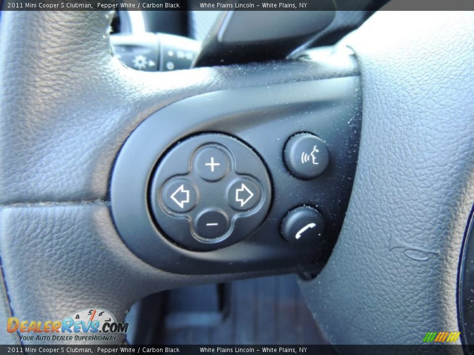 2011 Mini Cooper S Clubman Pepper White / Carbon Black Photo #22