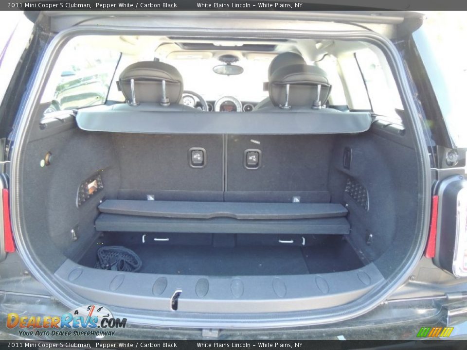 2011 Mini Cooper S Clubman Pepper White / Carbon Black Photo #26