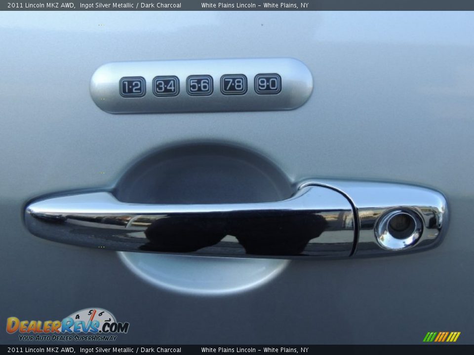 2011 Lincoln MKZ AWD Ingot Silver Metallic / Dark Charcoal Photo #13