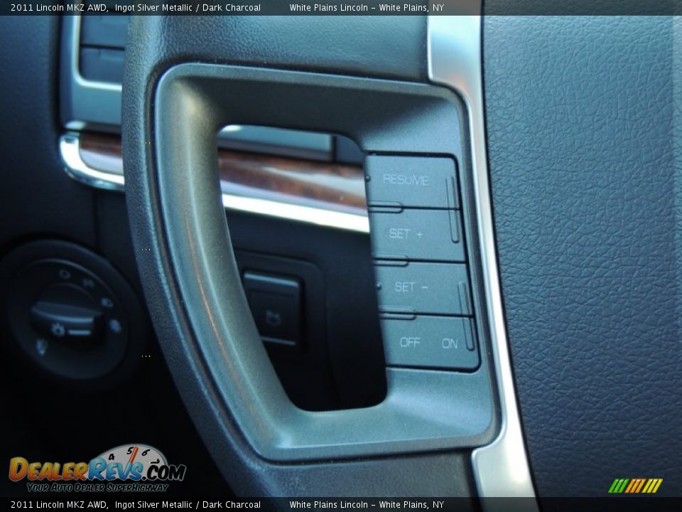 2011 Lincoln MKZ AWD Ingot Silver Metallic / Dark Charcoal Photo #22