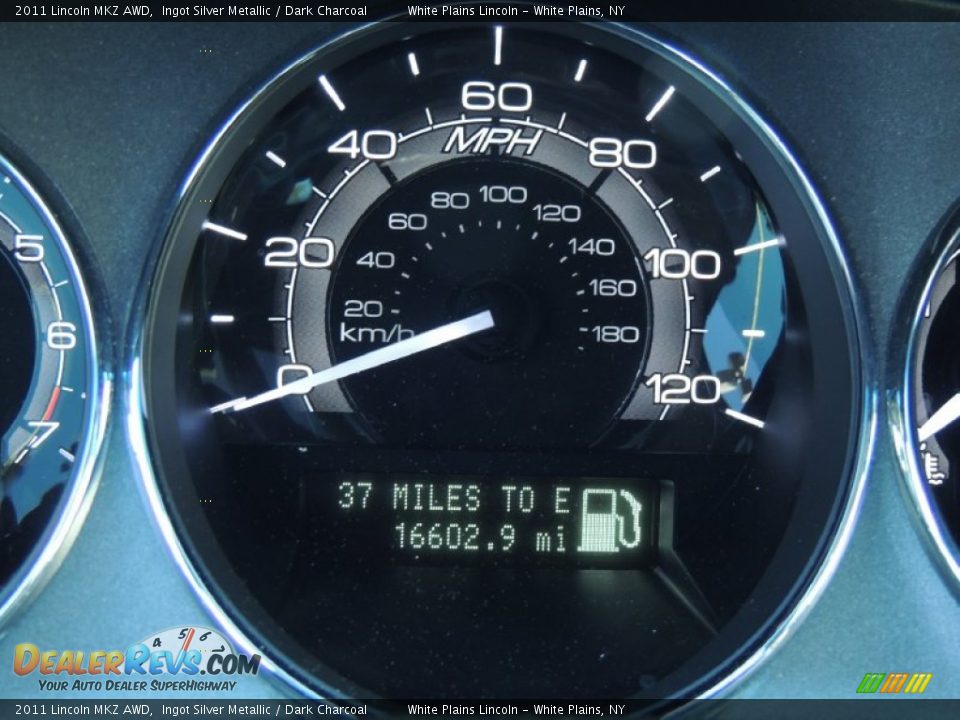 2011 Lincoln MKZ AWD Ingot Silver Metallic / Dark Charcoal Photo #24