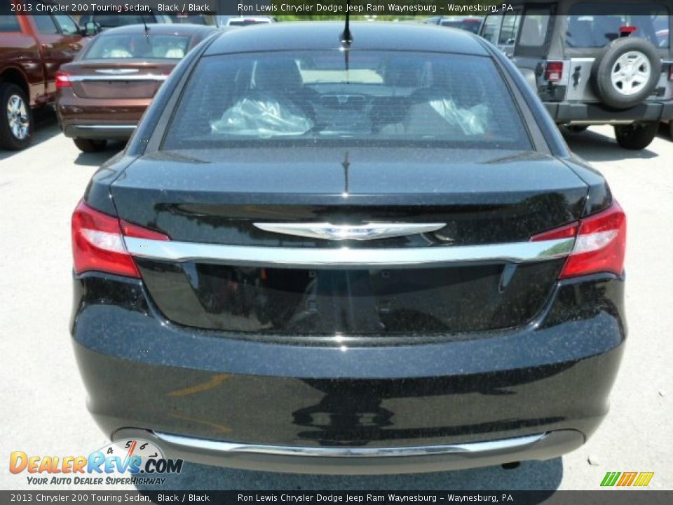 2013 Chrysler 200 Touring Sedan Black / Black Photo #4