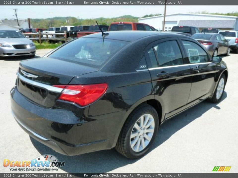 2013 Chrysler 200 Touring Sedan Black / Black Photo #5