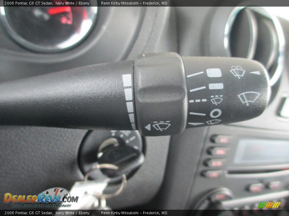 2006 Pontiac G6 GT Sedan Ivory White / Ebony Photo #16