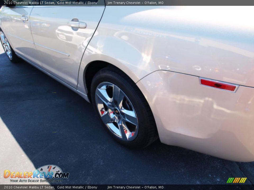 2010 Chevrolet Malibu LT Sedan Gold Mist Metallic / Ebony Photo #4