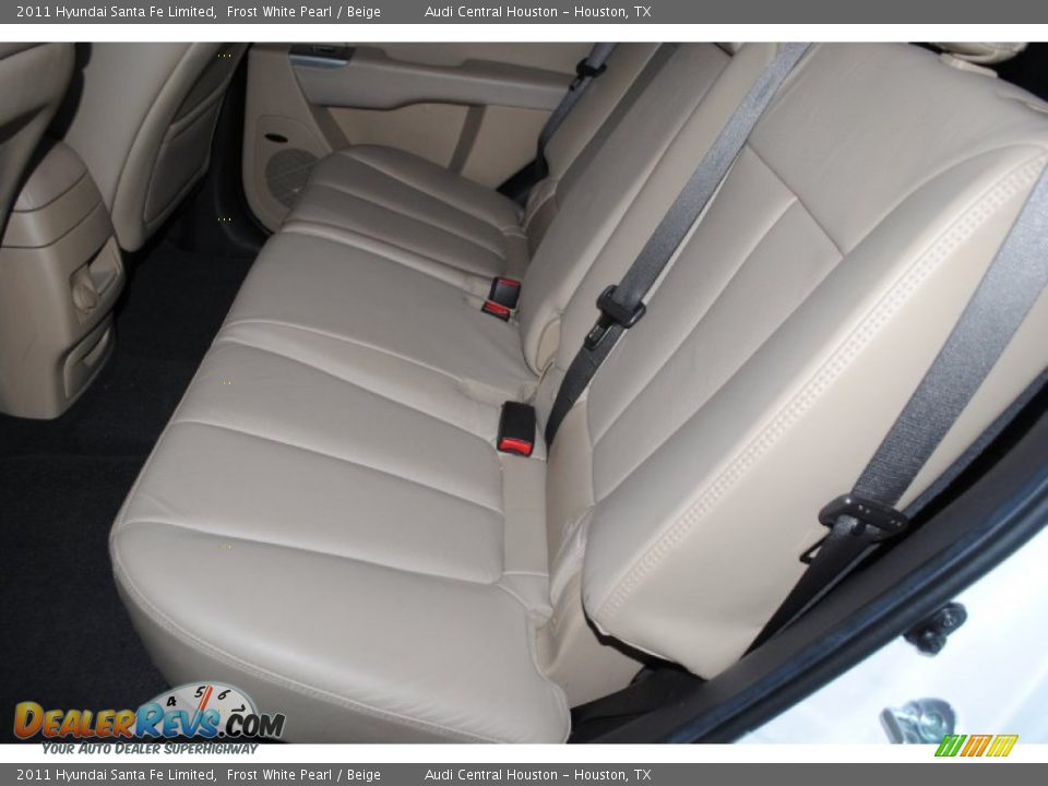2011 Hyundai Santa Fe Limited Frost White Pearl / Beige Photo #26