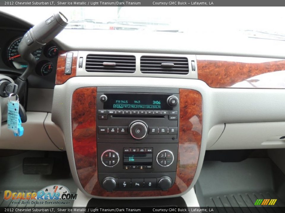 Controls of 2012 Chevrolet Suburban LT Photo #20