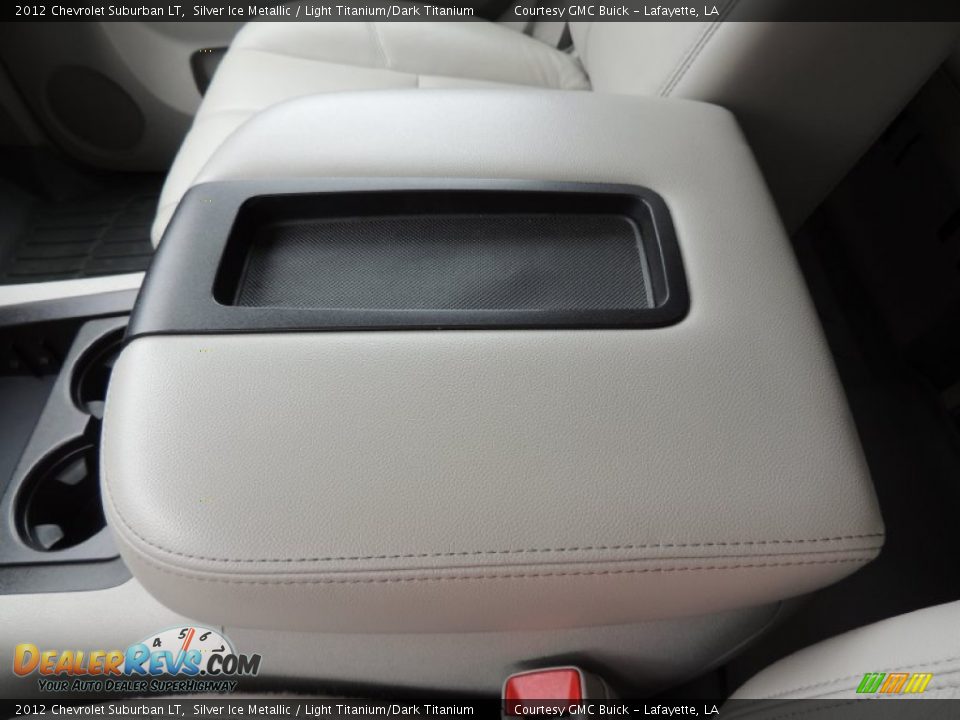 2012 Chevrolet Suburban LT Silver Ice Metallic / Light Titanium/Dark Titanium Photo #24