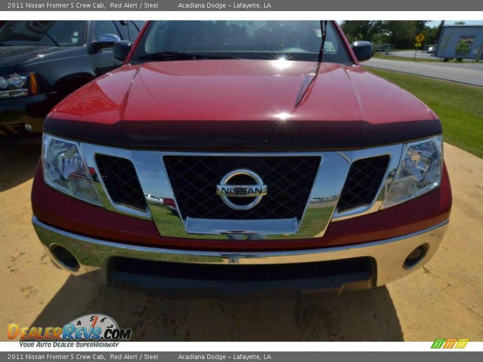 2011 Nissan Frontier S Crew Cab Red Alert / Steel Photo #10