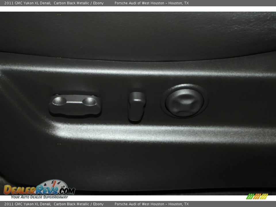2011 GMC Yukon XL Denali Carbon Black Metallic / Ebony Photo #23