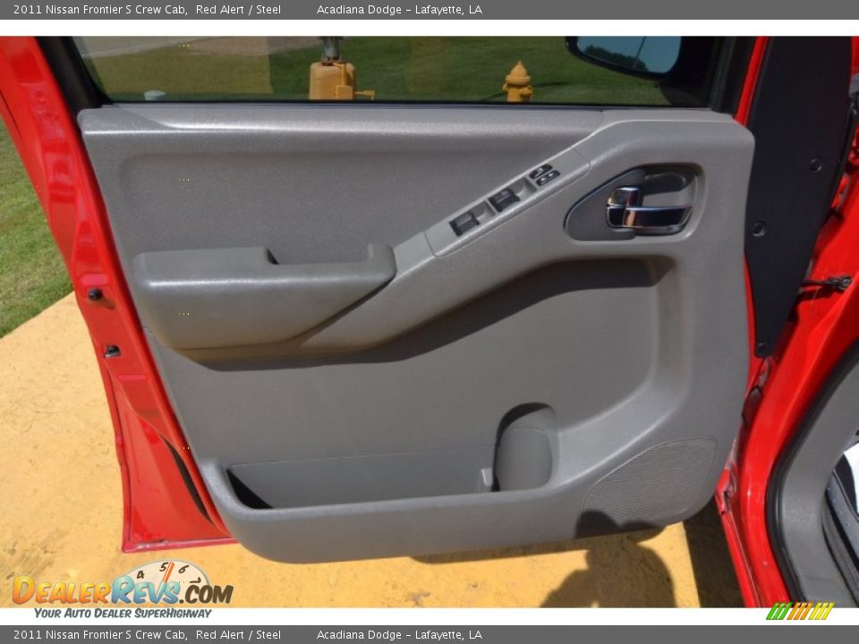 2011 Nissan Frontier S Crew Cab Red Alert / Steel Photo #13