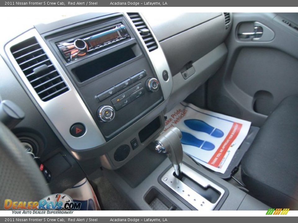 2011 Nissan Frontier S Crew Cab Red Alert / Steel Photo #20