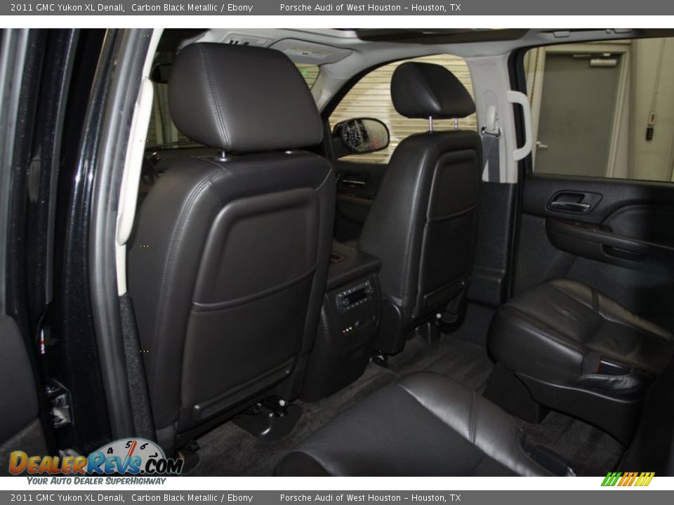2011 GMC Yukon XL Denali Carbon Black Metallic / Ebony Photo #36