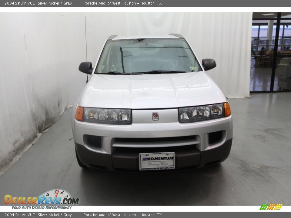 2004 Saturn VUE Silver Nickel / Gray Photo #15