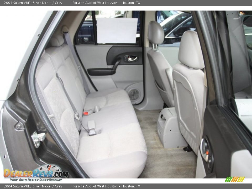 2004 Saturn VUE Silver Nickel / Gray Photo #34