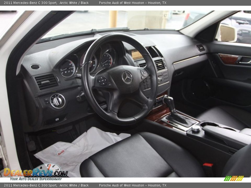 2011 Mercedes-Benz C 300 Sport Arctic White / Black Photo #19