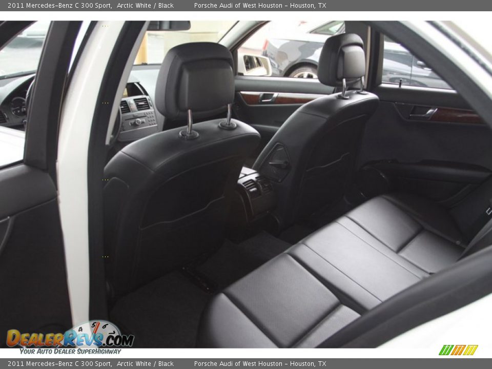 2011 Mercedes-Benz C 300 Sport Arctic White / Black Photo #22
