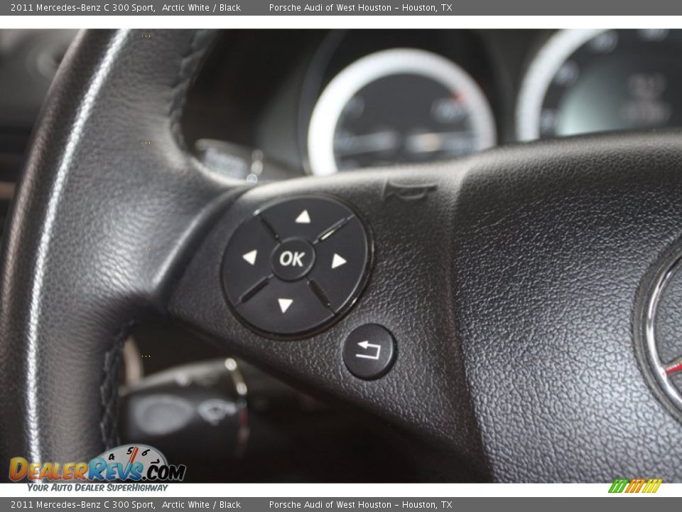2011 Mercedes-Benz C 300 Sport Arctic White / Black Photo #33