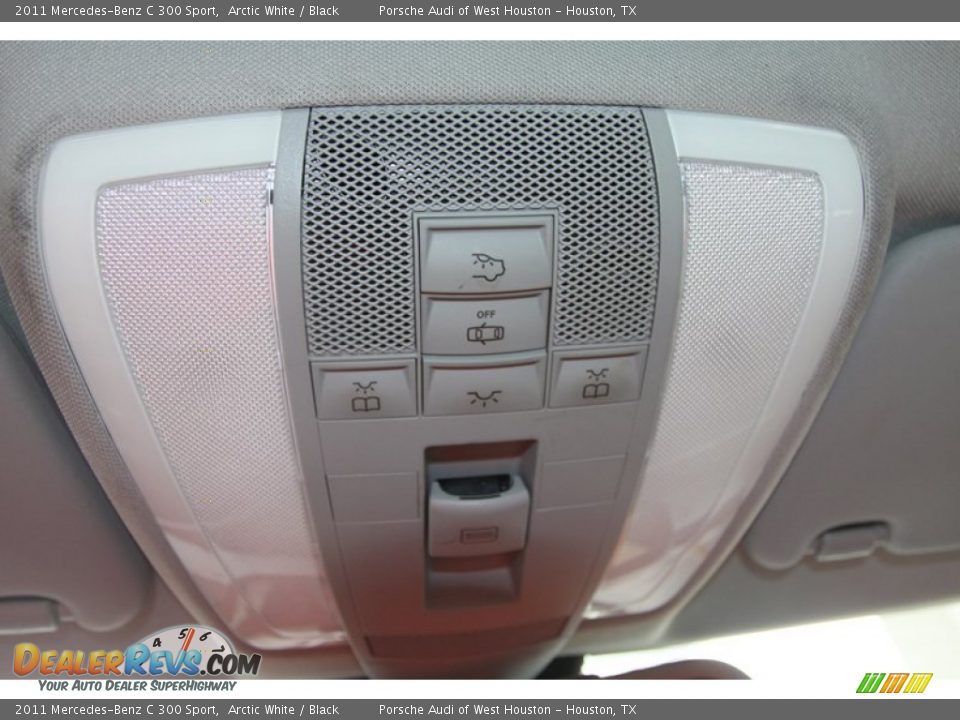 2011 Mercedes-Benz C 300 Sport Arctic White / Black Photo #34