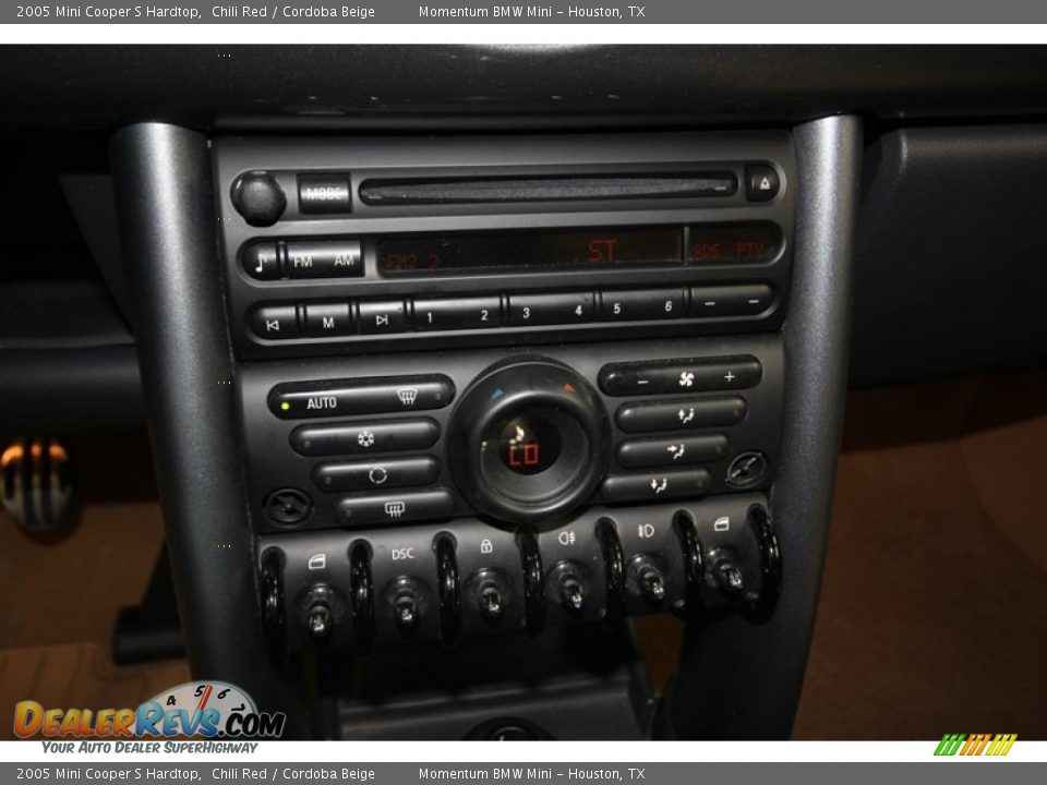 2005 Mini Cooper S Hardtop Chili Red / Cordoba Beige Photo #18