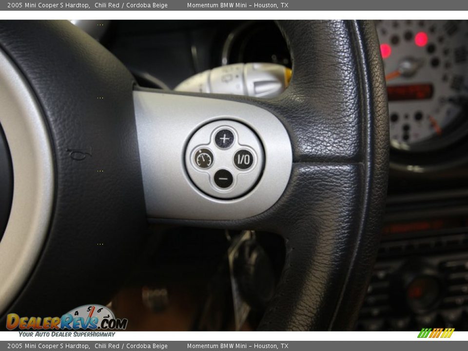 Controls of 2005 Mini Cooper S Hardtop Photo #20