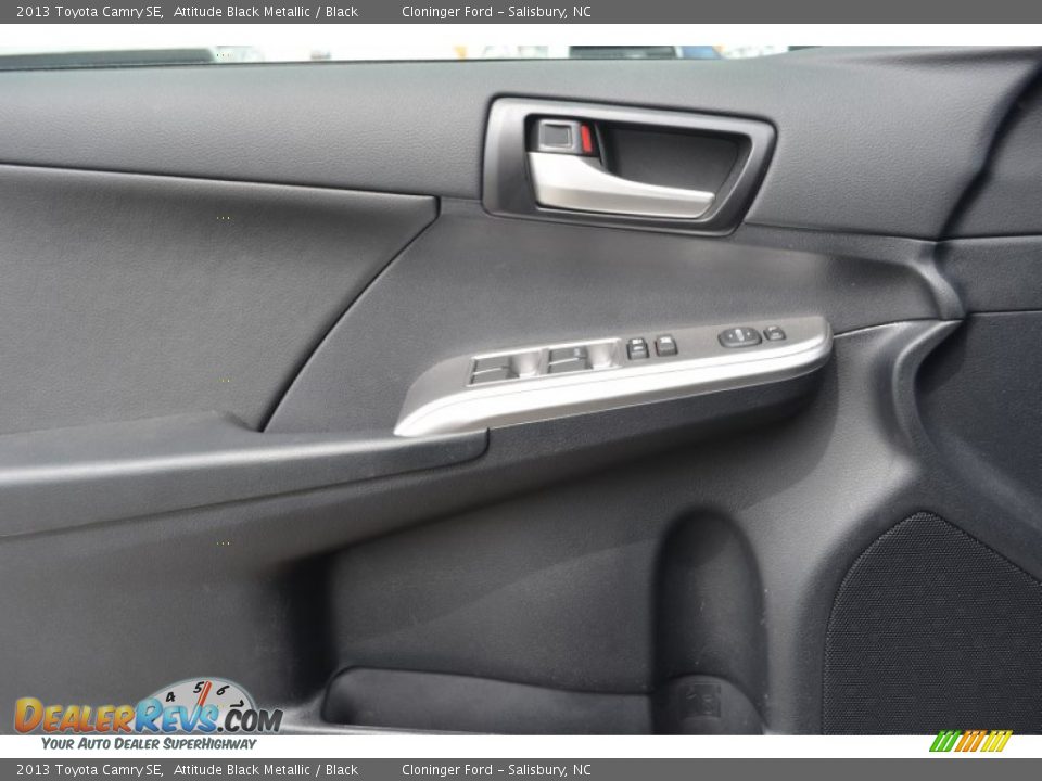 2013 Toyota Camry SE Attitude Black Metallic / Black Photo #4