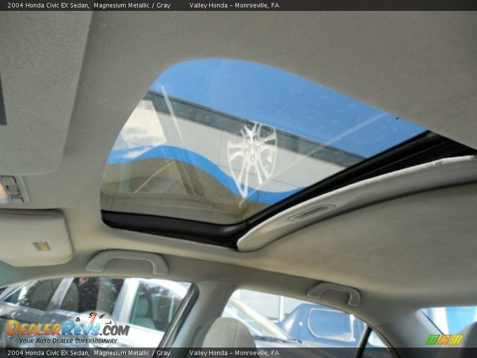 2004 Honda Civic EX Sedan Magnesium Metallic / Gray Photo #8