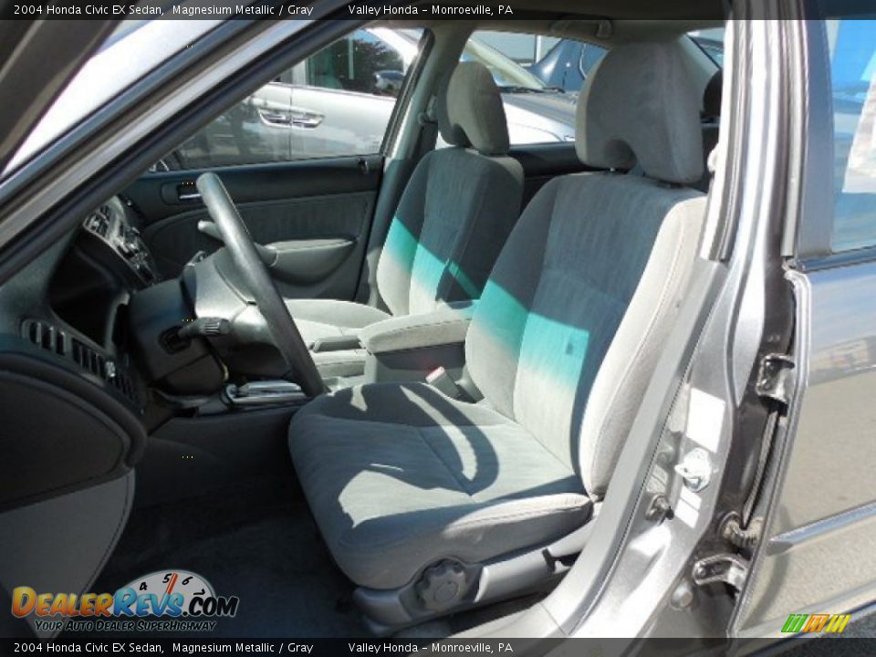2004 Honda Civic EX Sedan Magnesium Metallic / Gray Photo #9