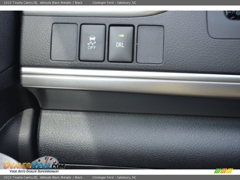 2013 Toyota Camry SE Attitude Black Metallic / Black Photo #18